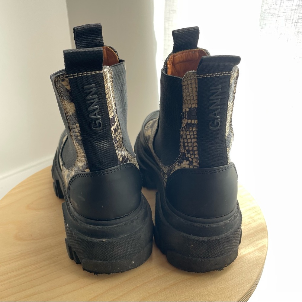 Ganni Lug Sole Chelsea Boots - Picture 5 of 5